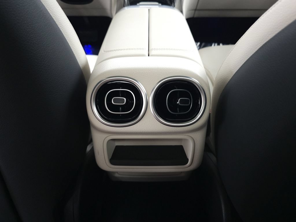 Certified 2026 Mercedes-Benz GLC 300 4MATIC image 24