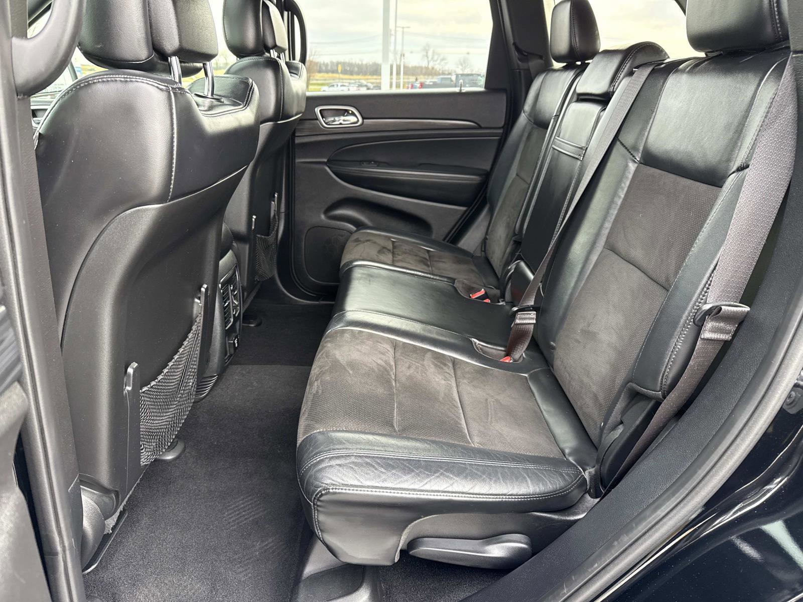 Used 2019 Jeep Grand Cherokee Altitude image 21