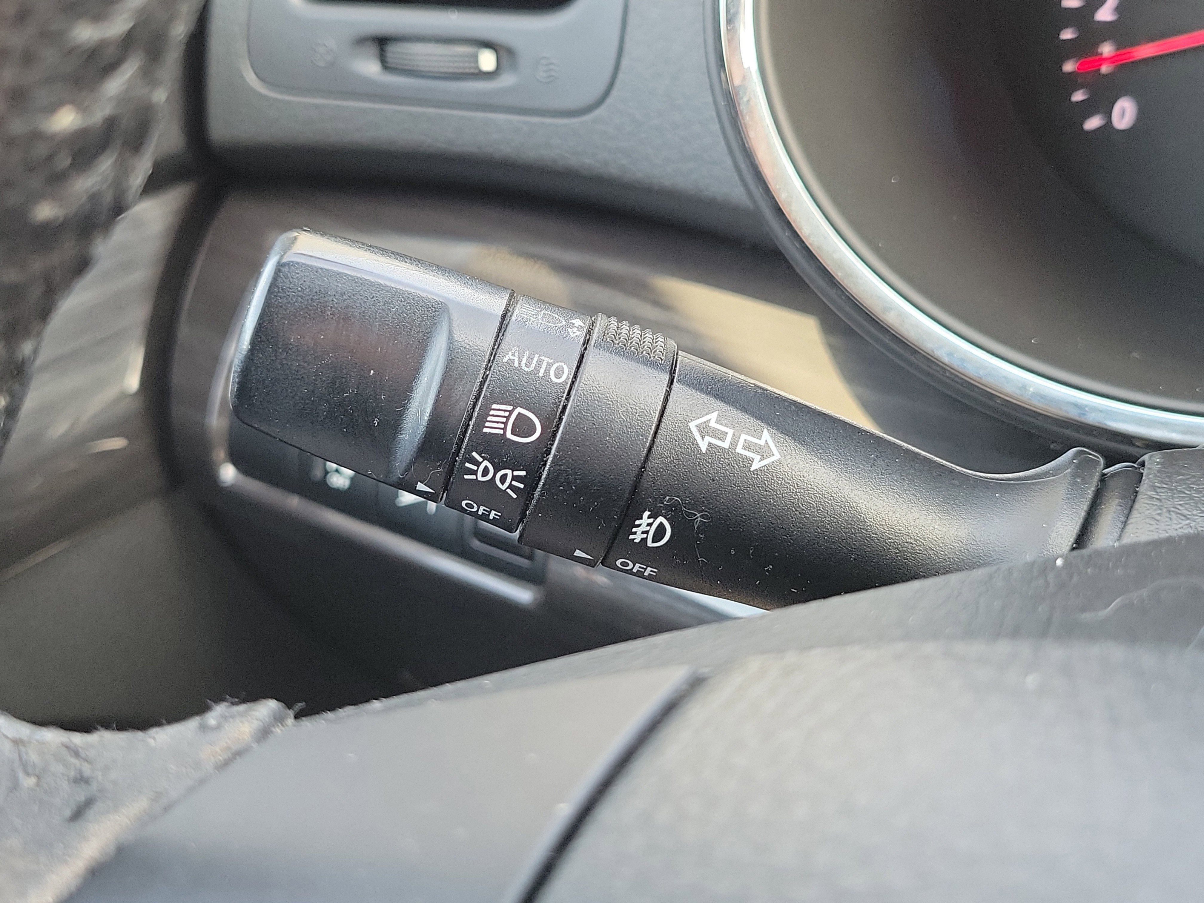 Used 2012 Kia Sorento EX image 29