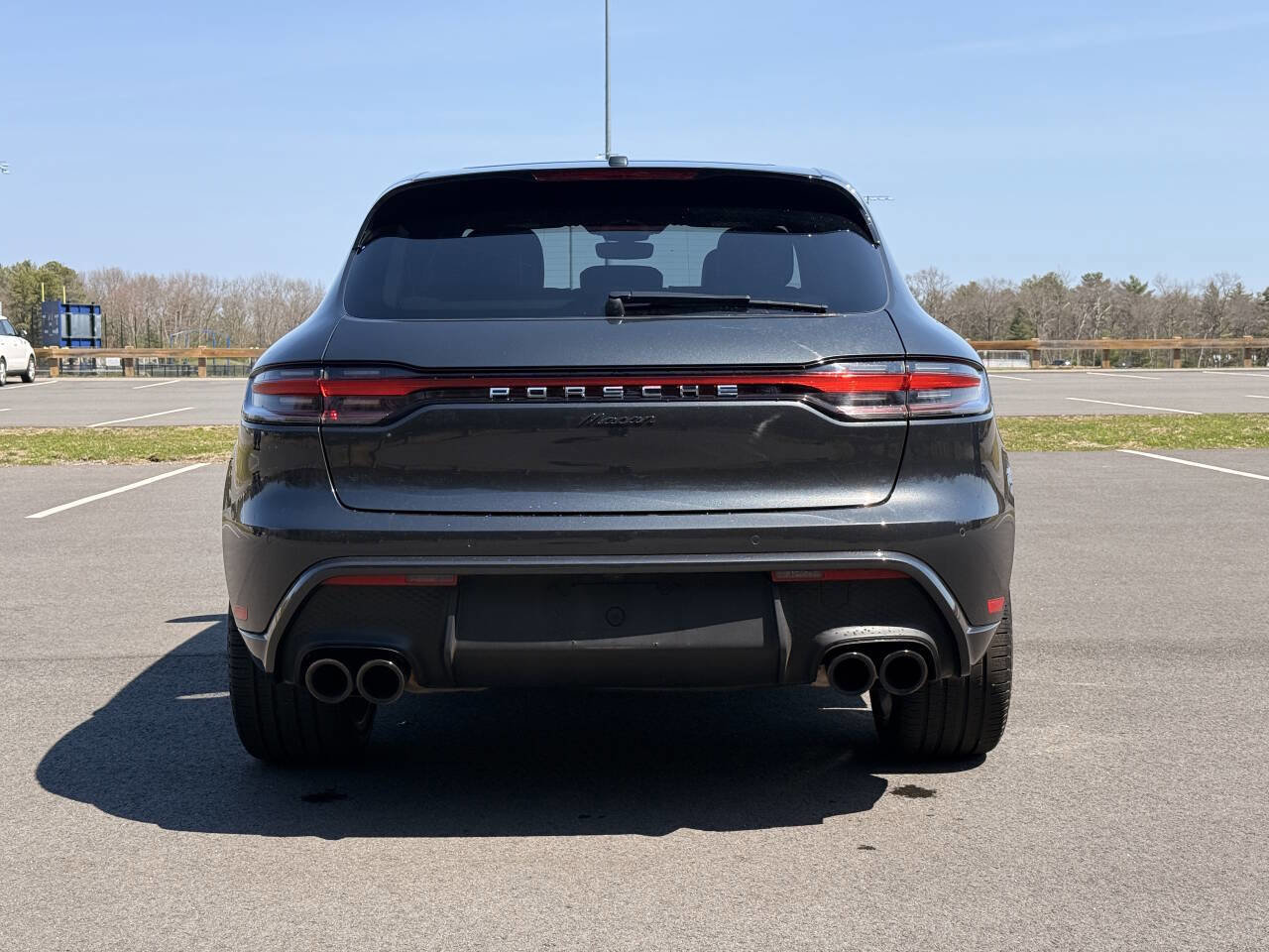 Used 2024 Porsche Macan w/ Premium Plus Package AWD/4WD image 4