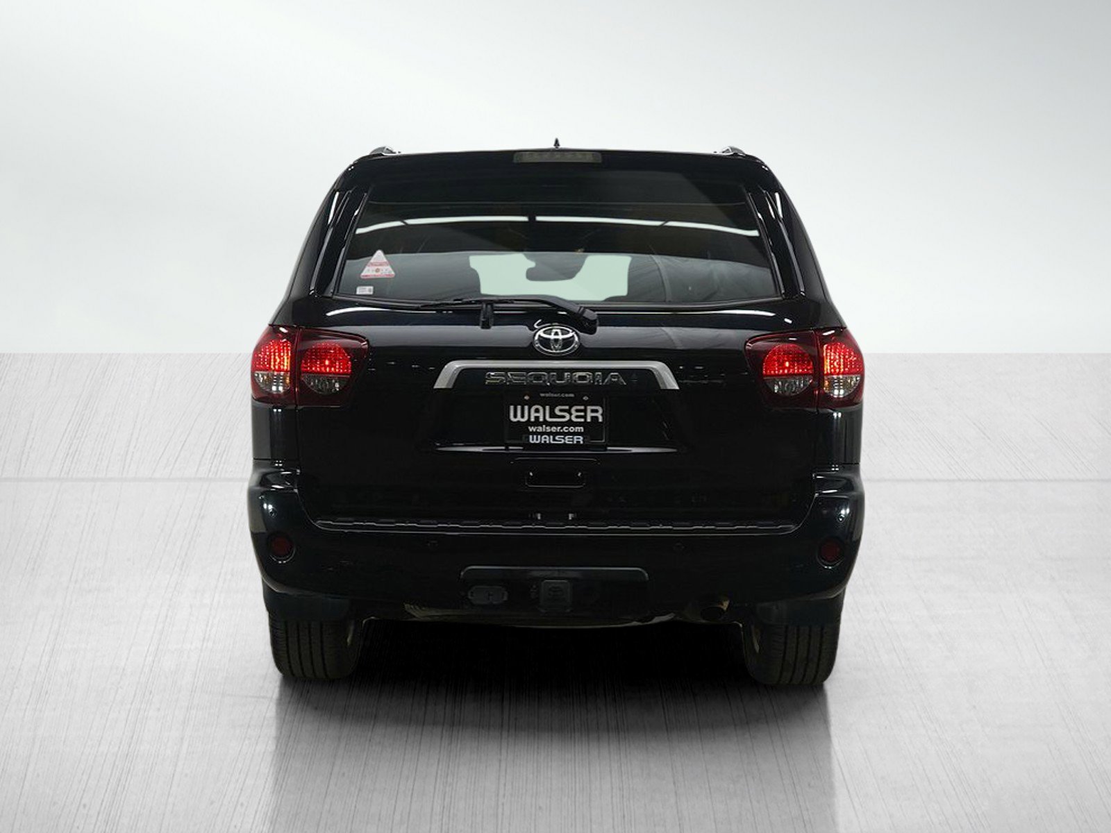 Used 2021 Toyota Sequoia Platinum image 4