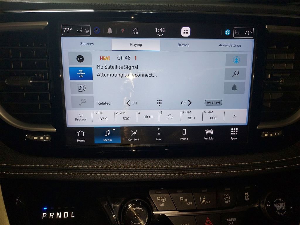 Used 2022 Chrysler Pacifica Limited image 22