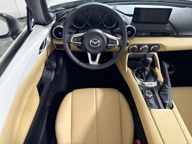 New 2026 MAZDA MX-5 Miata Grand Touring w/ Appearance Package RWD image 18