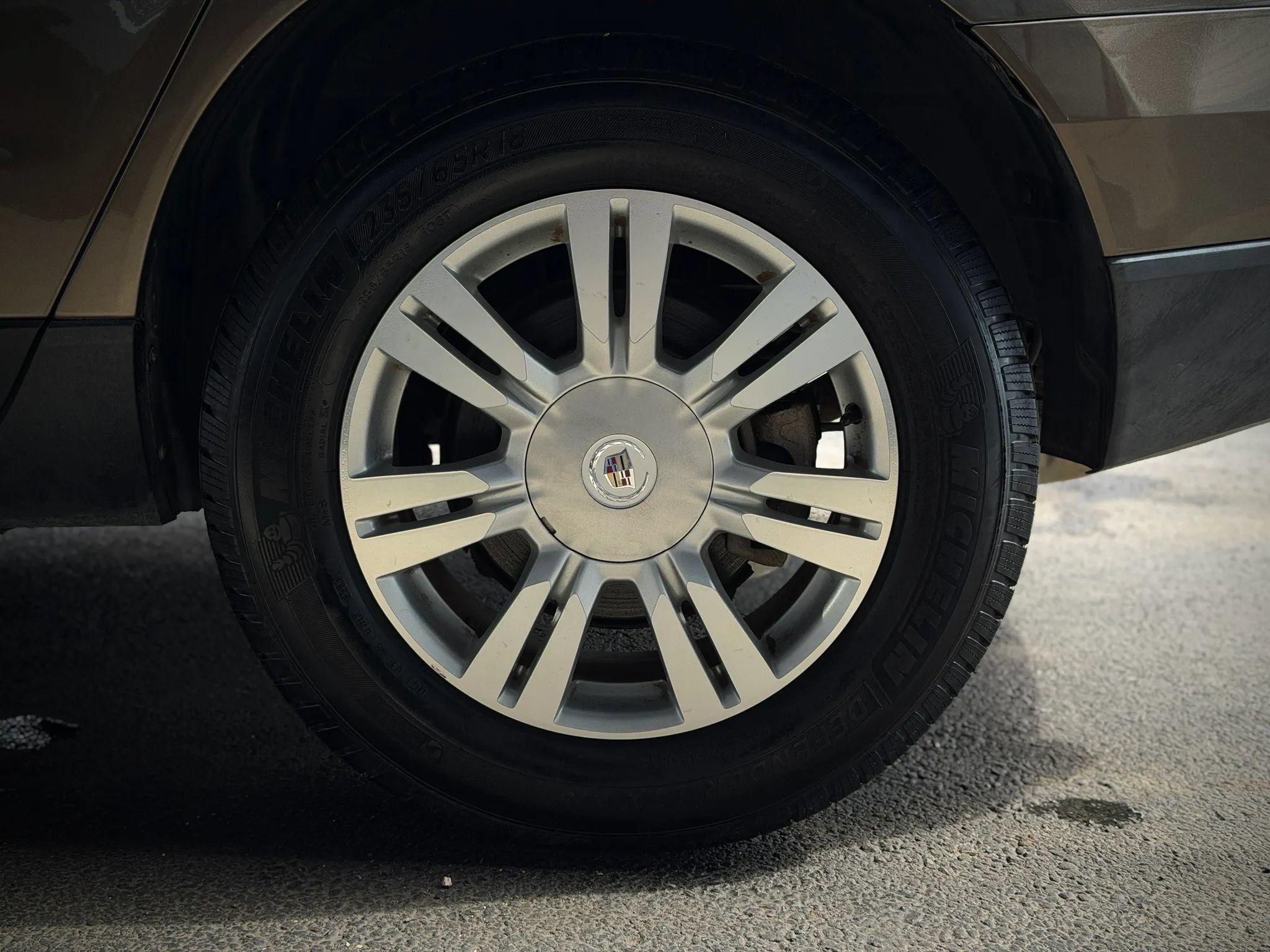 Used 2014 Cadillac SRX Luxury FWD image 21