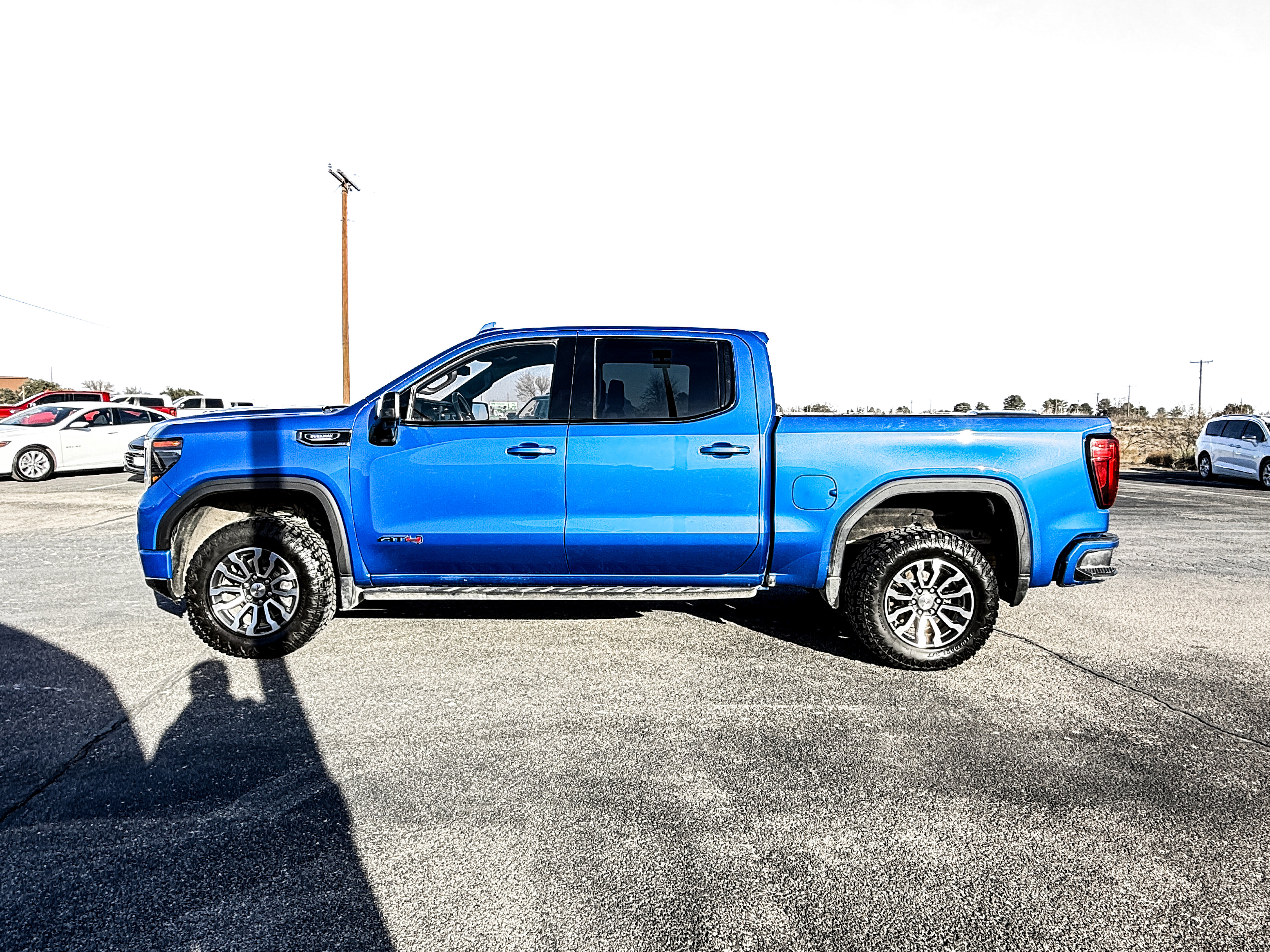 Used 2022 GMC Sierra 1500 AT4 w/ AT4 Preferred Package image 8