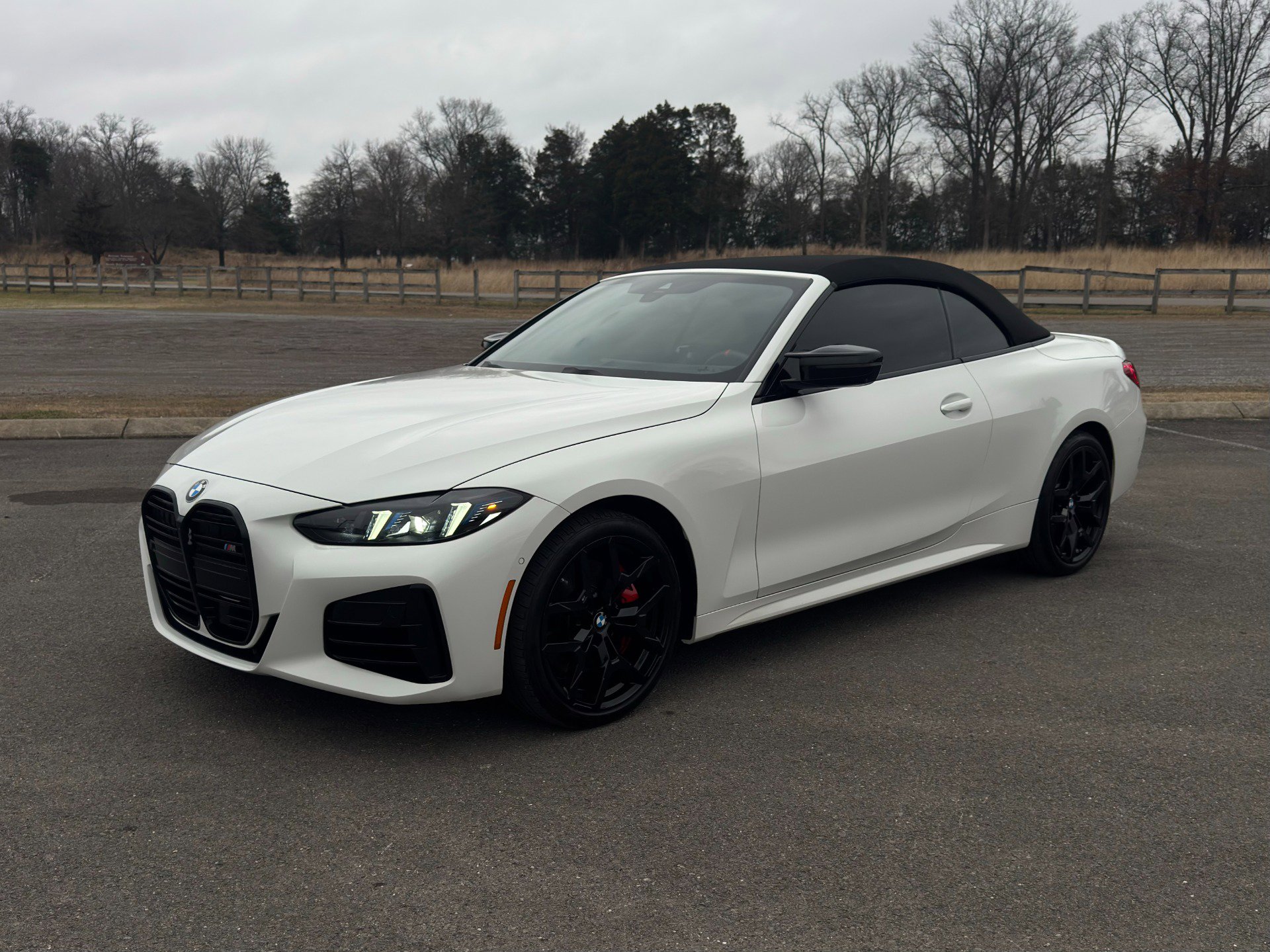 Used 2025 BMW 440i xDrive Convertible w/ Premium Package image 11