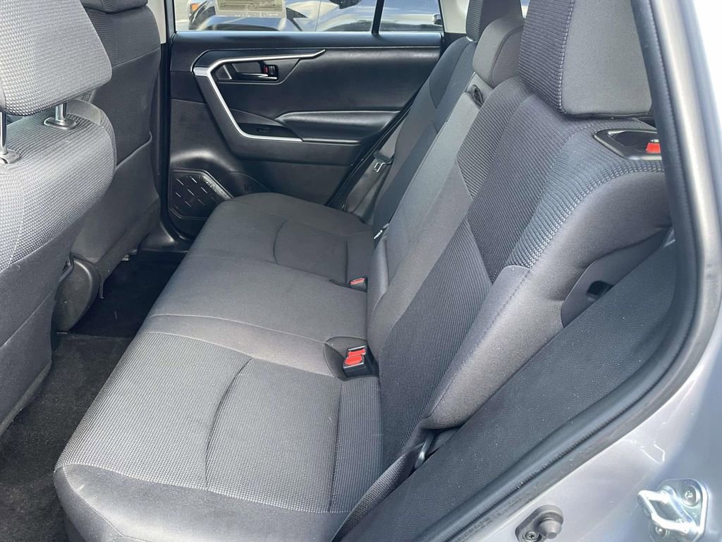 Used 2024 Toyota RAV4 LE image 21
