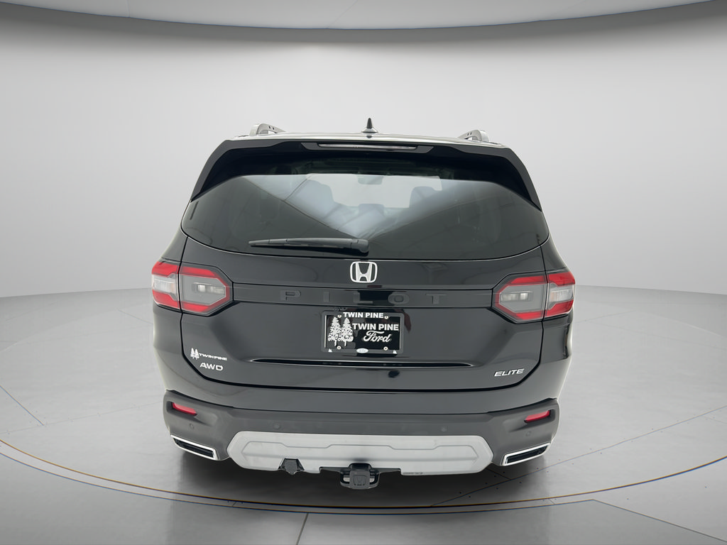 Used 2025 Honda Pilot Elite image 7