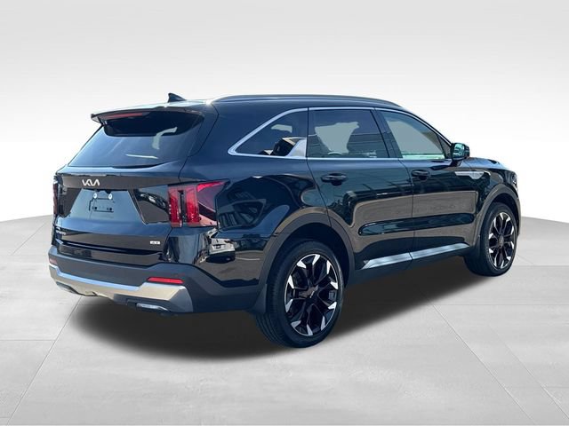 Certified 2026 Kia Sorento EX AWD/4WD image 5