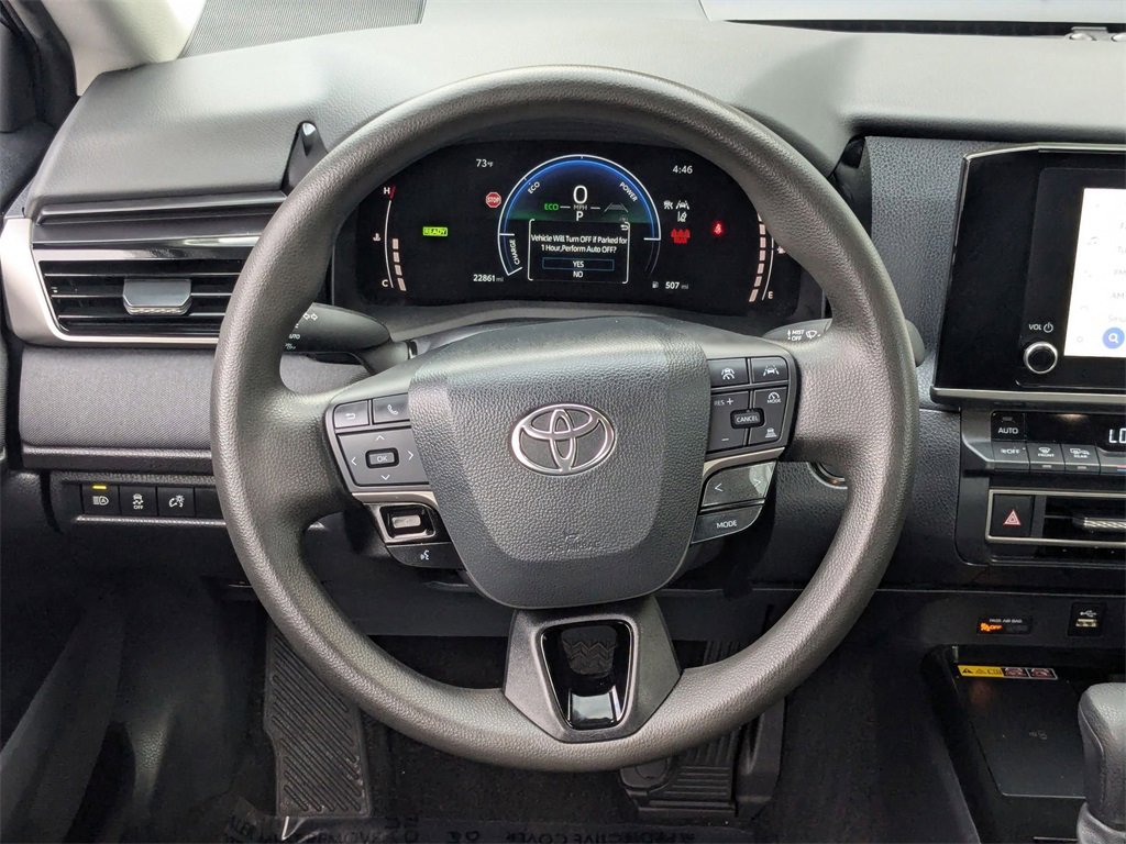 Used 2025 Toyota Camry LE image 24