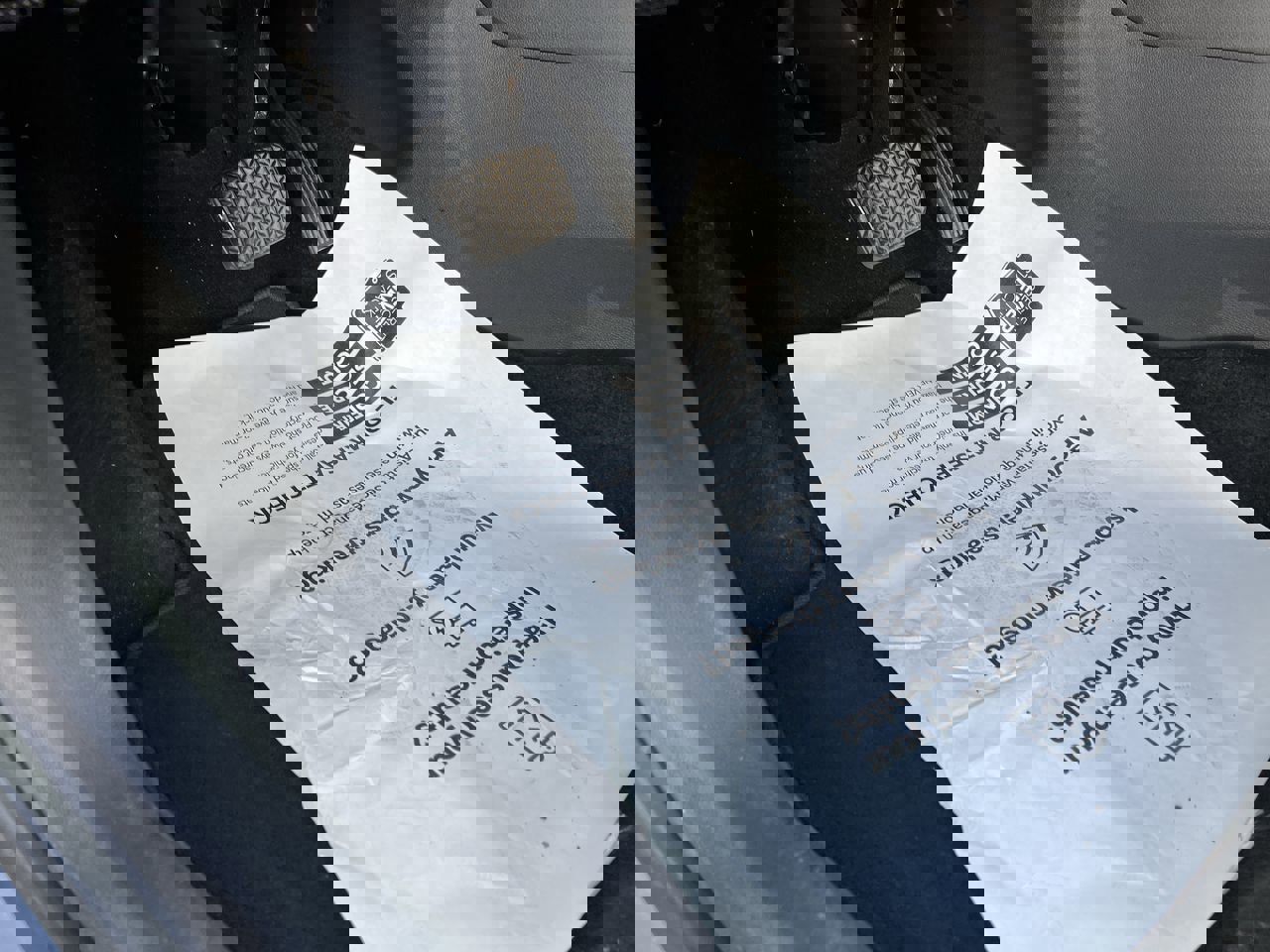 Used 2021 Chevrolet TrailBlazer RS w/ Sun and Liftgate Package image 17