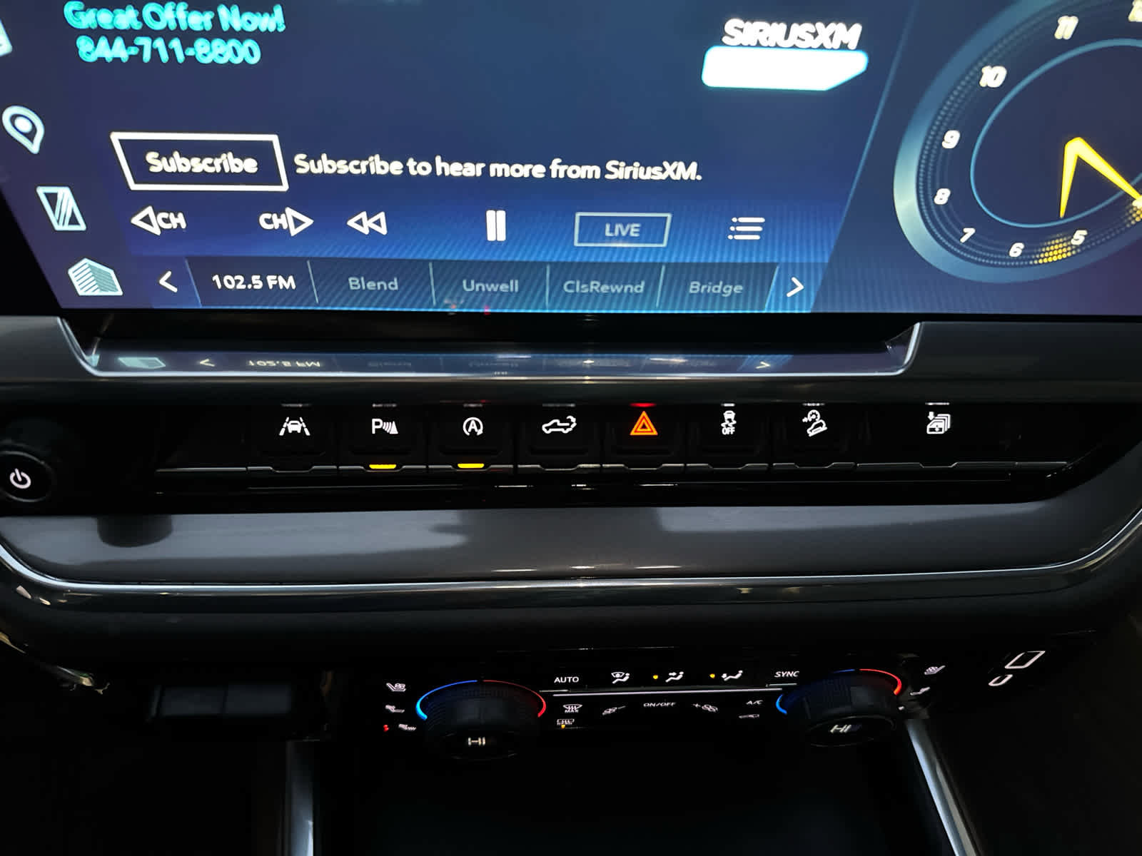 Certified 2023 Chevrolet Silverado 1500 High Country w/ Technology Package image 25