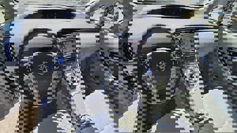 Used 2010 Toyota Prius Two FWD image 11