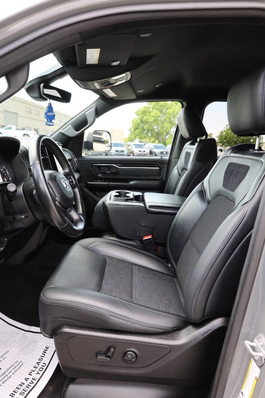 Used 2020 RAM 1500 Big Horn w/ Built-to-serve Edition AWD/4WD image 12