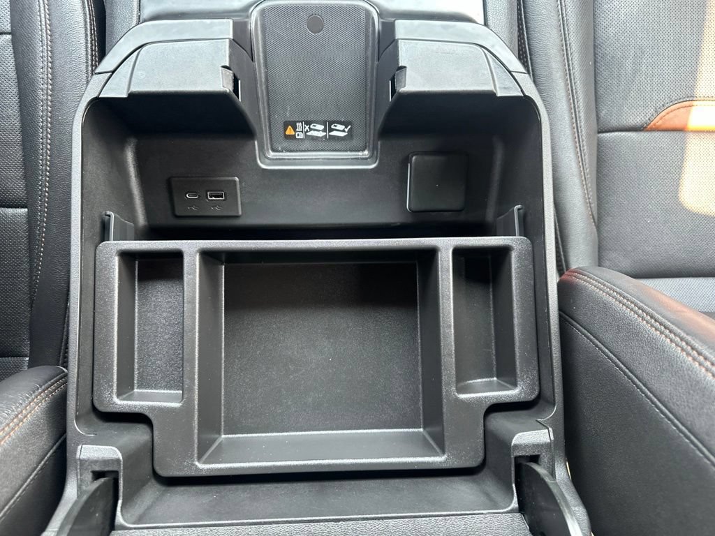 Certified 2023 GMC Sierra 1500 AT4 w/ Technology Package AWD/4WD image 7