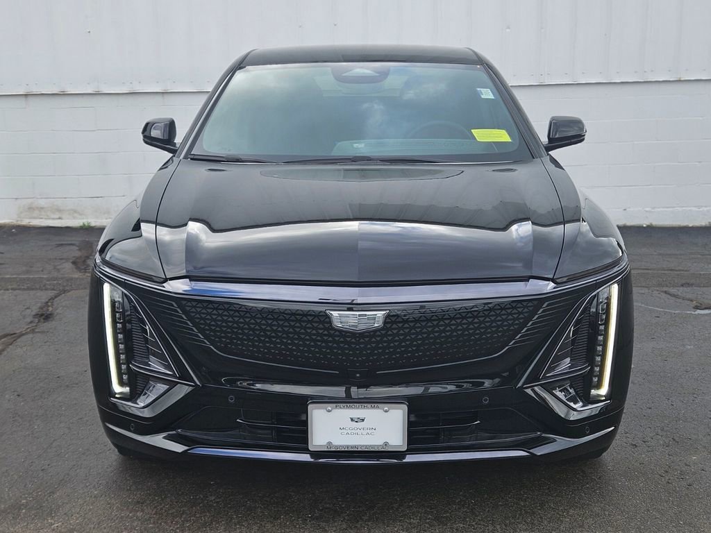 New 2025 Cadillac Lyriq Sport image 8
