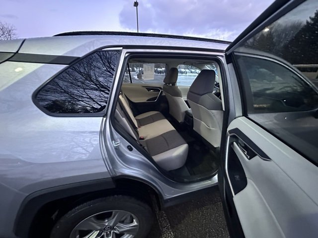 Used 2024 Toyota RAV4 XLE image 9