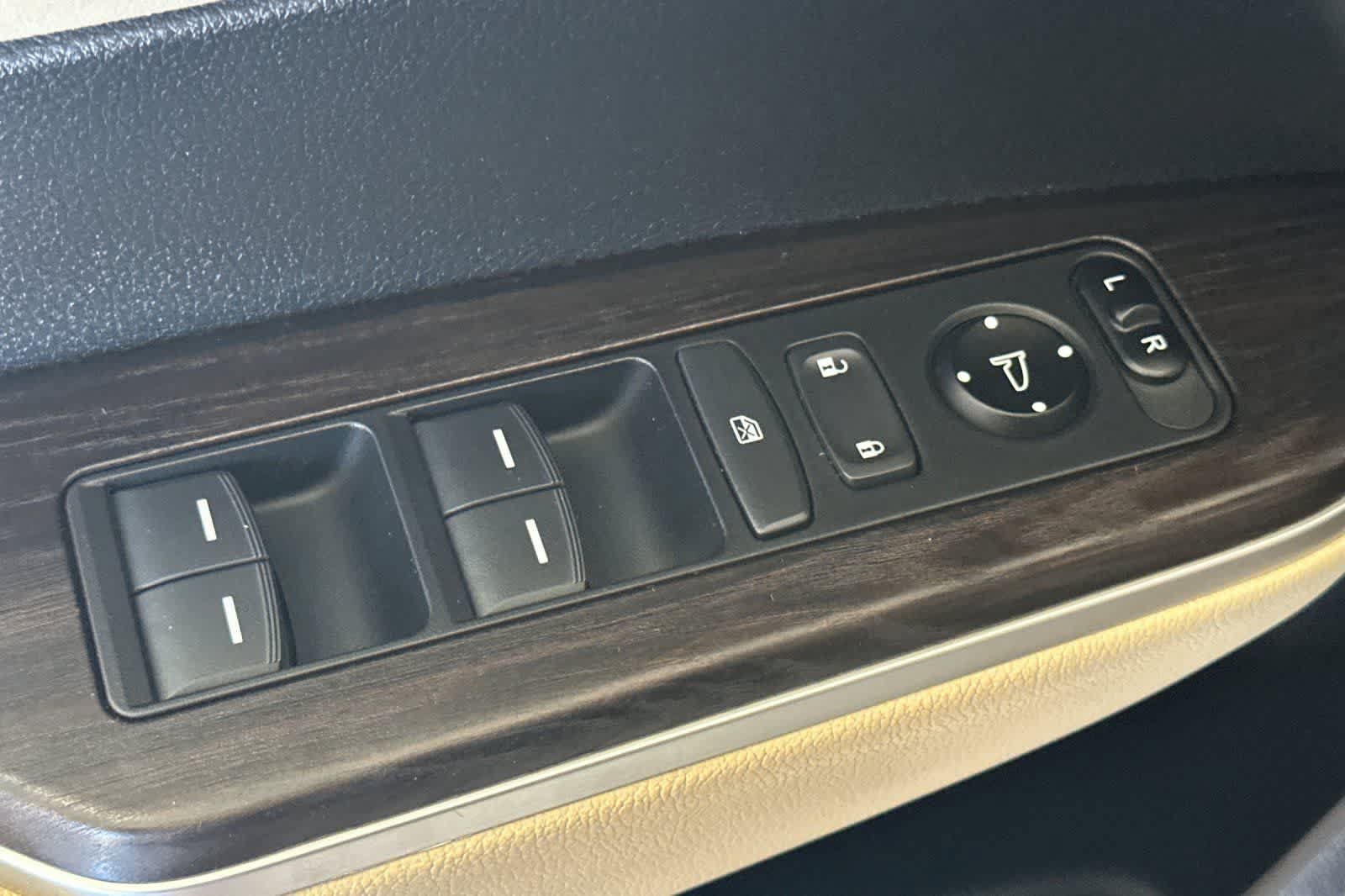 Used 2019 Honda Clarity Touring image 14