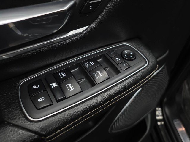 Used 2019 RAM 1500 Laramie w/ Sport Appearance Package AWD/4WD image 34