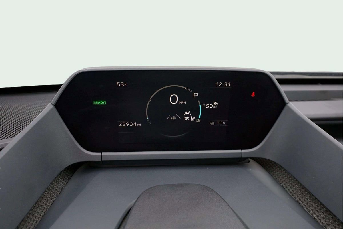 Used 2024 Toyota bZ4X XLE w/ Weather Package FWD image 32