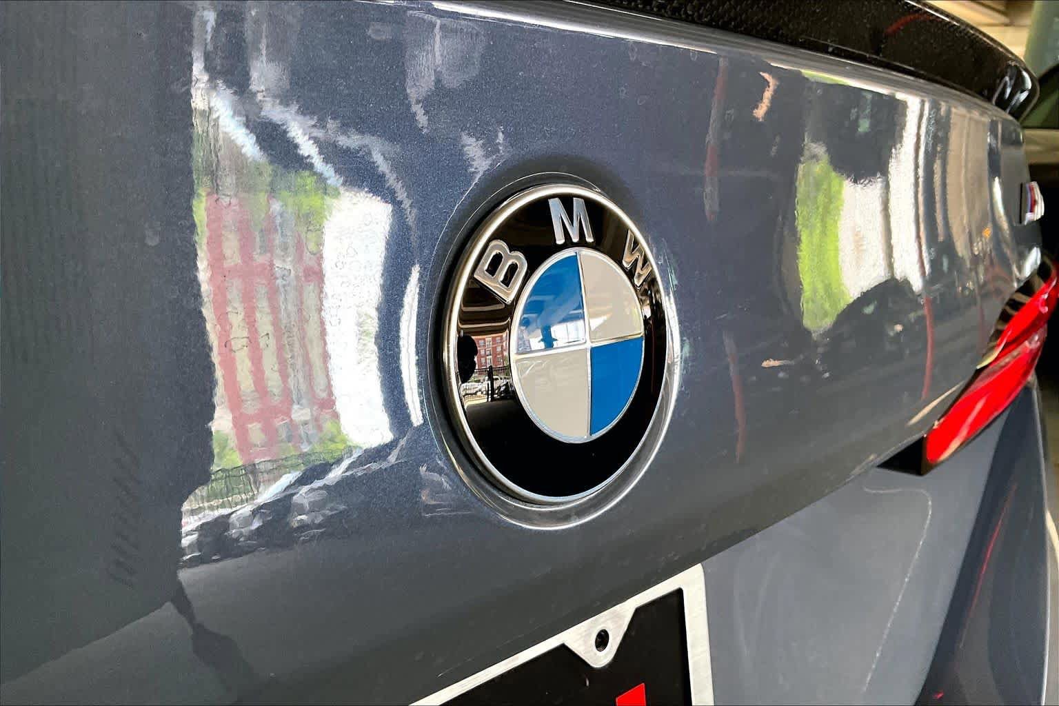 Used 2026 BMW M5 w/ Carbon Package AWD/4WD image 30