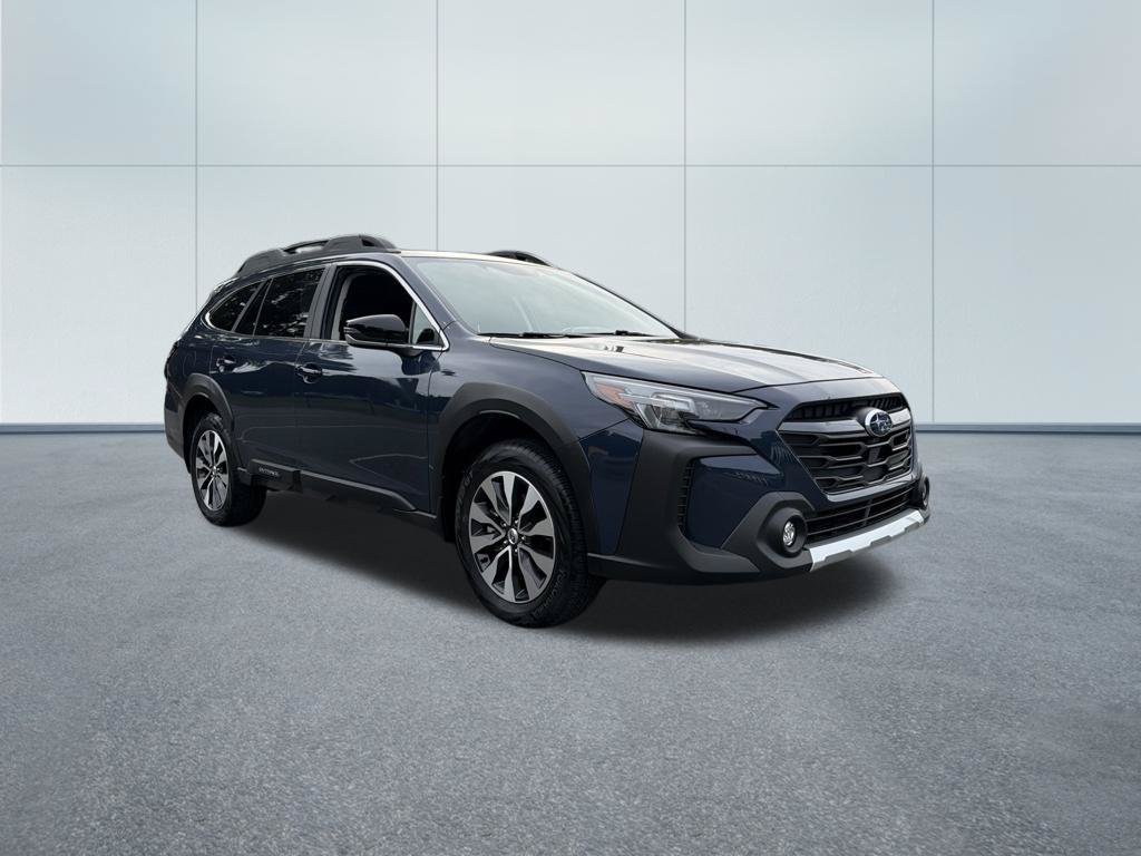 Used 2025 Subaru Outback Limited AWD/4WD image 4
