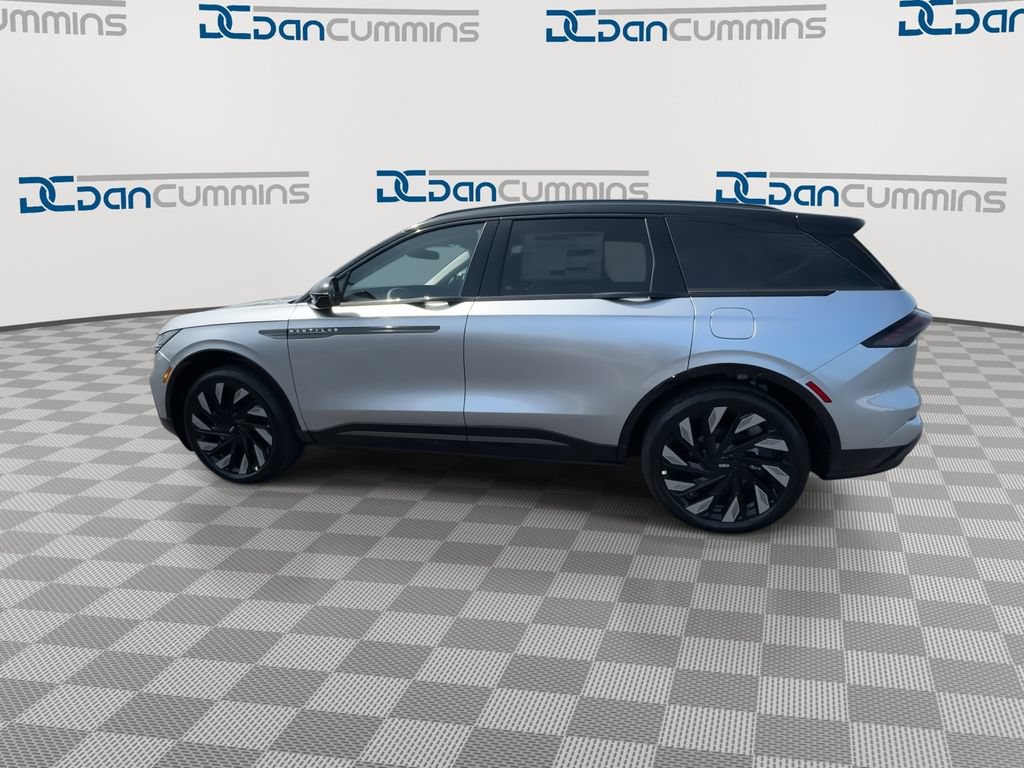 New 2026 Lincoln Nautilus Reserve w/ Jet Appearance Package AWD/4WD image 5