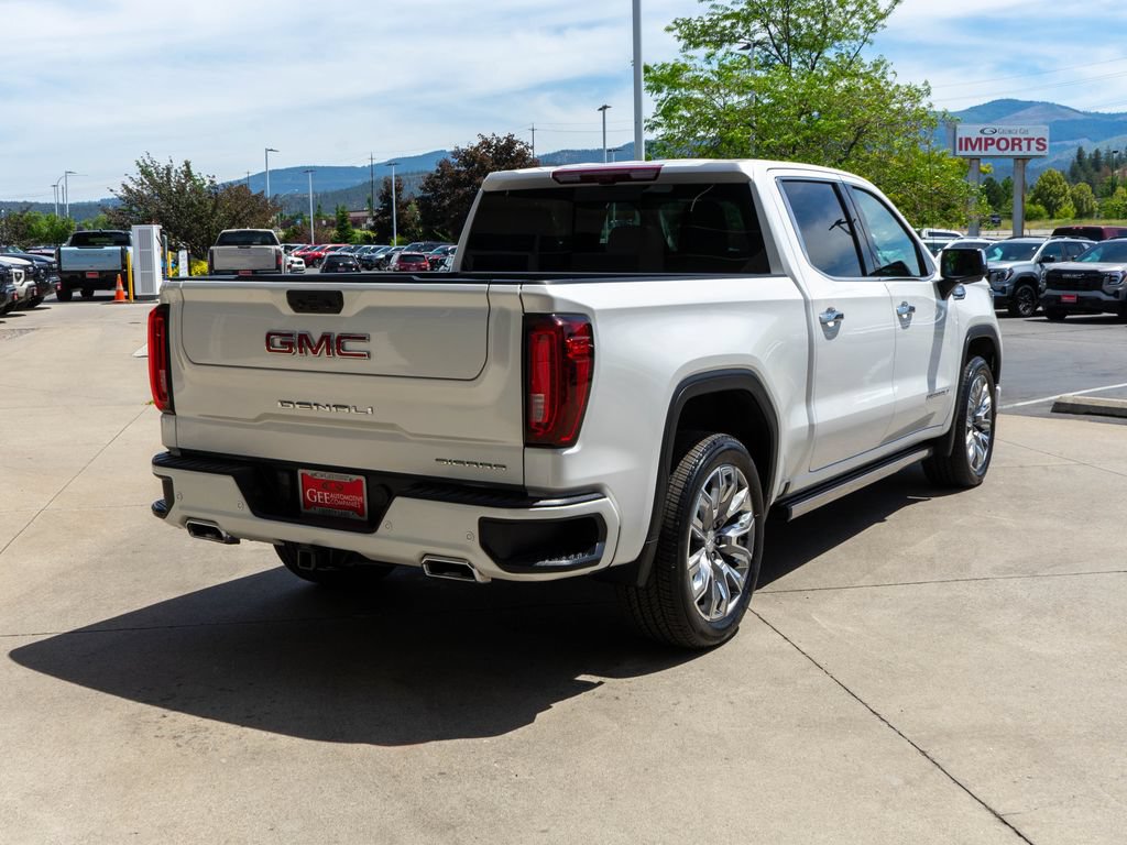 Used 2025 GMC Sierra 1500 Denali w/ Denali Reserve Package AWD/4WD image 7