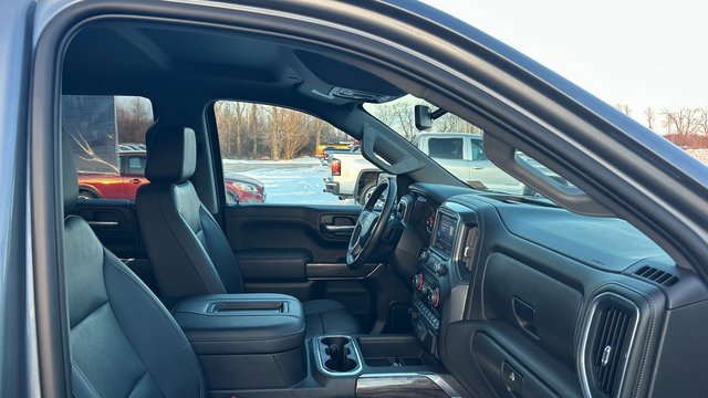 Used 2022 Chevrolet Silverado 1500 LTZ image 45