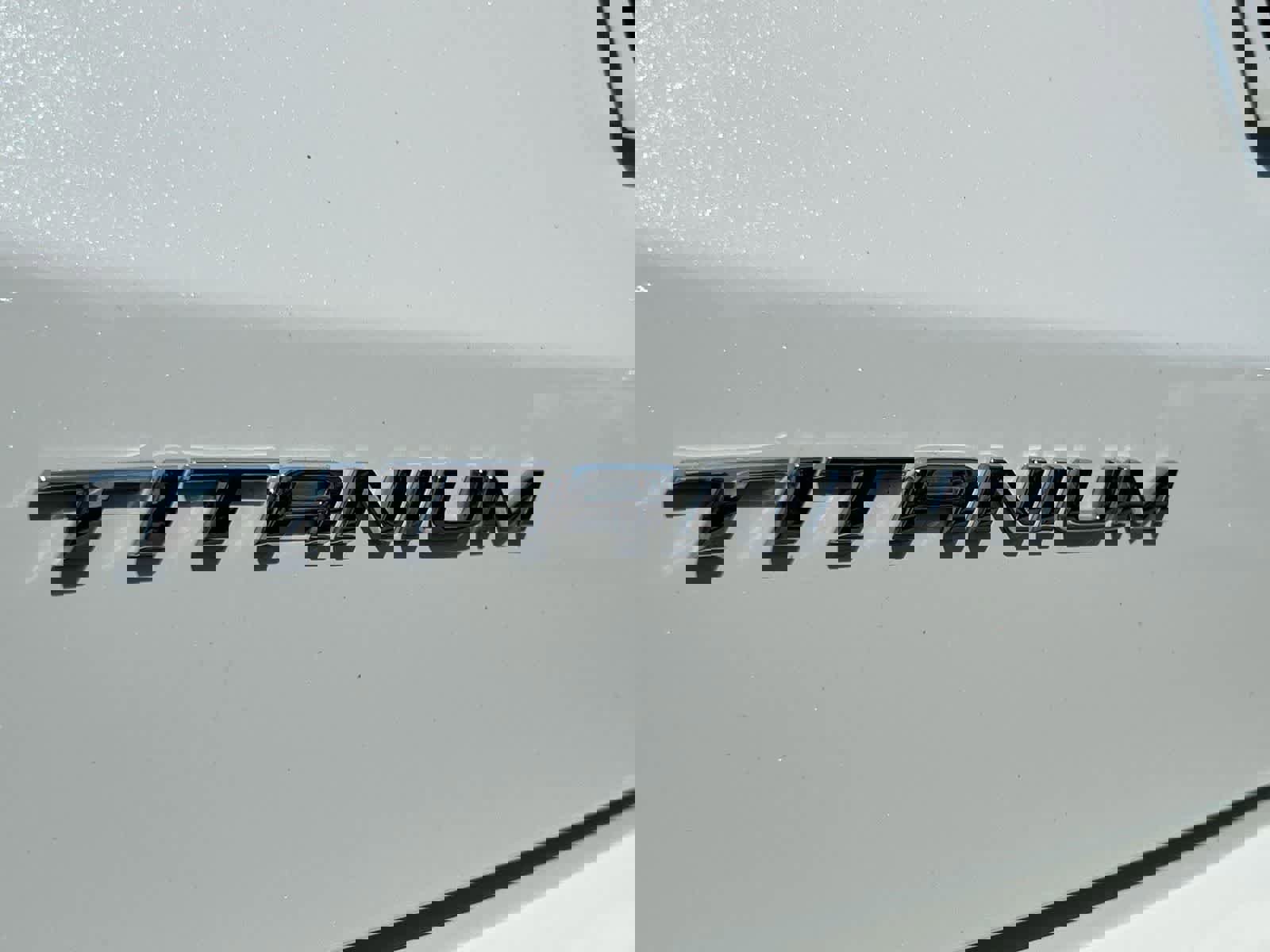 Used 2024 Ford Edge Titanium w/ Equipment Group 301A image 13