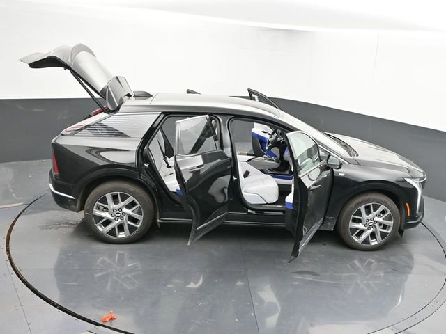 New 2025 Cadillac Optiq Luxury 1 w/ LPO, Floor Liner Package image 62