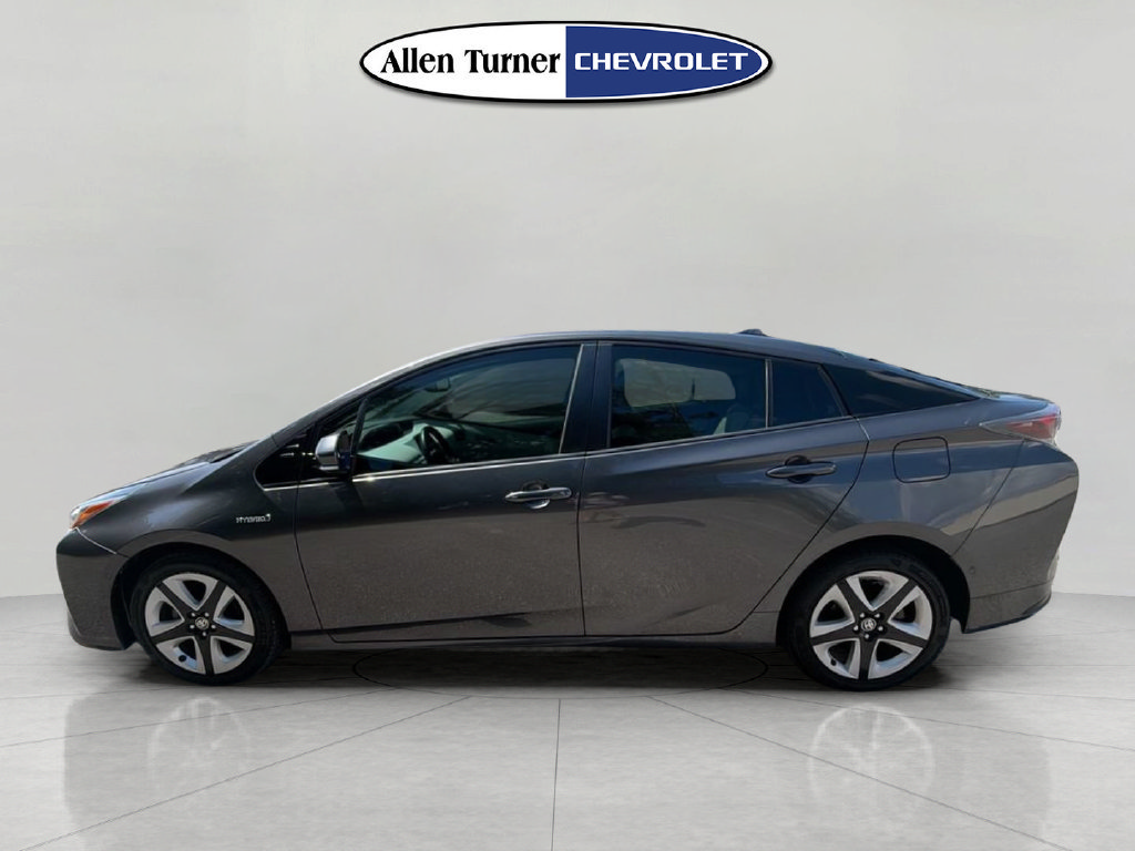 Used 2017 Toyota Prius Four Touring FWD image 6