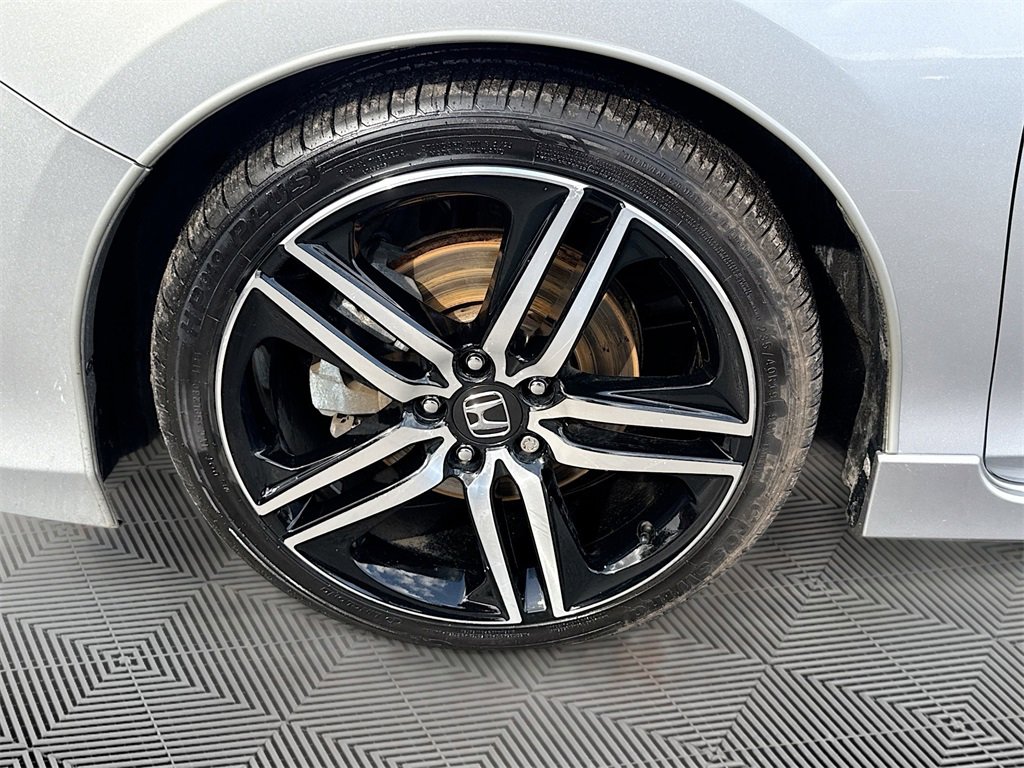 Used 2016 Honda Accord Sport image 31