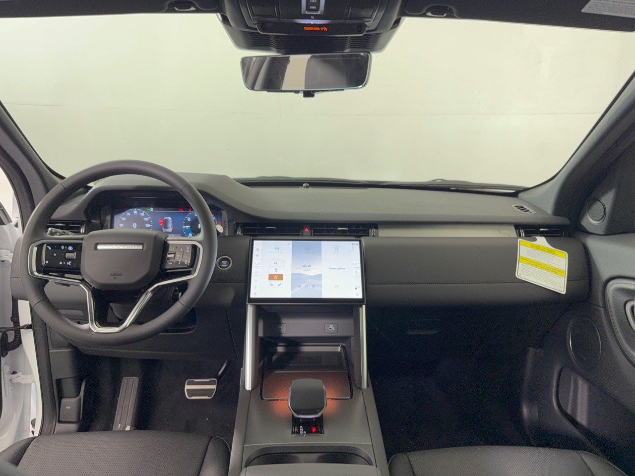 New 2026 Land Rover Discovery Sport Landmark AWD/4WD image 17