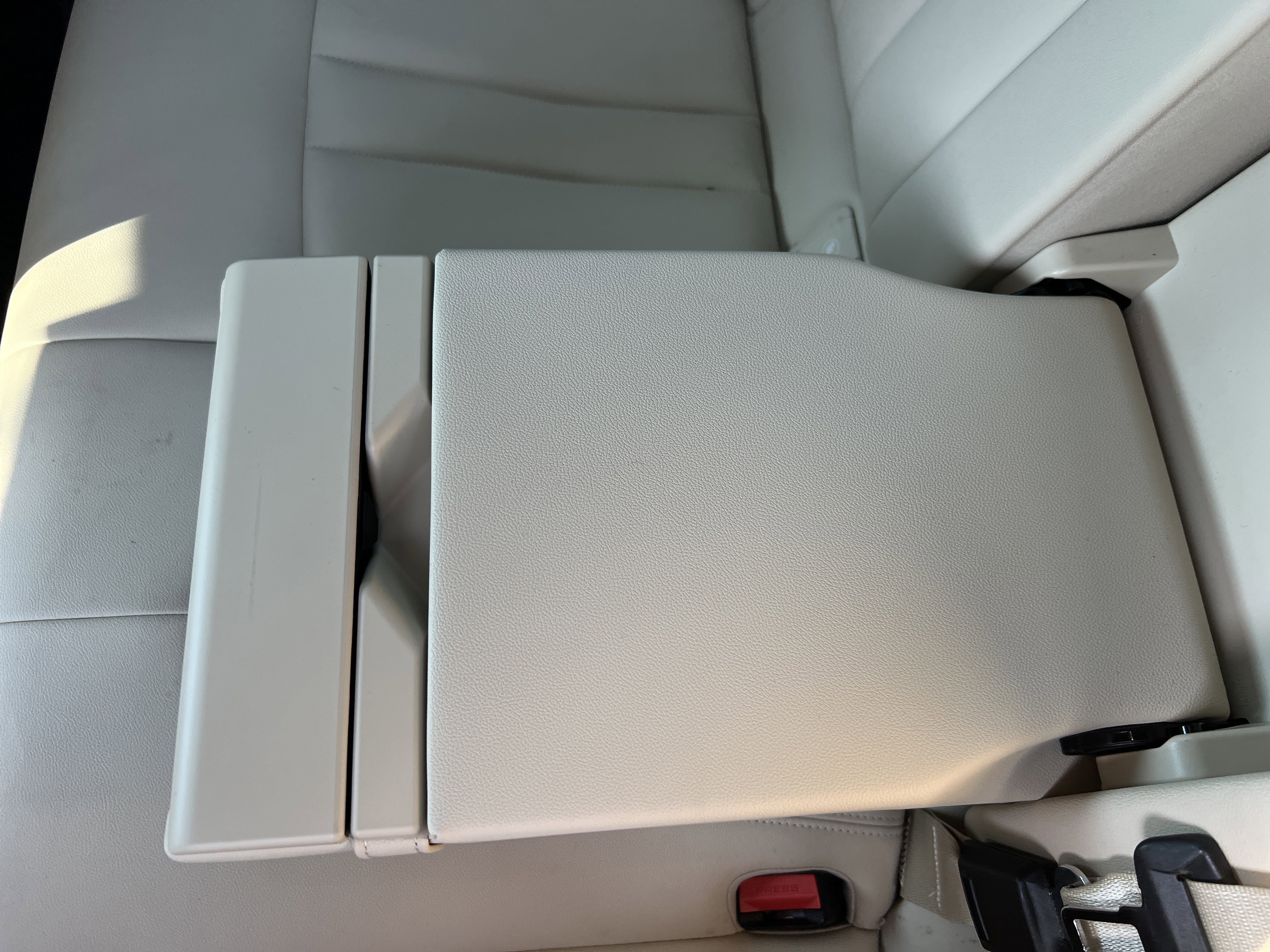 Used 2020 BMW 530i xDrive image 41