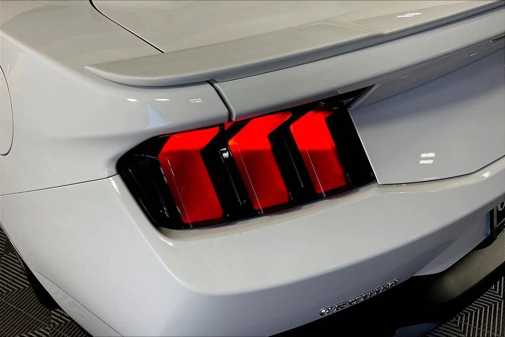 Used 2024 Ford Mustang GT image 39