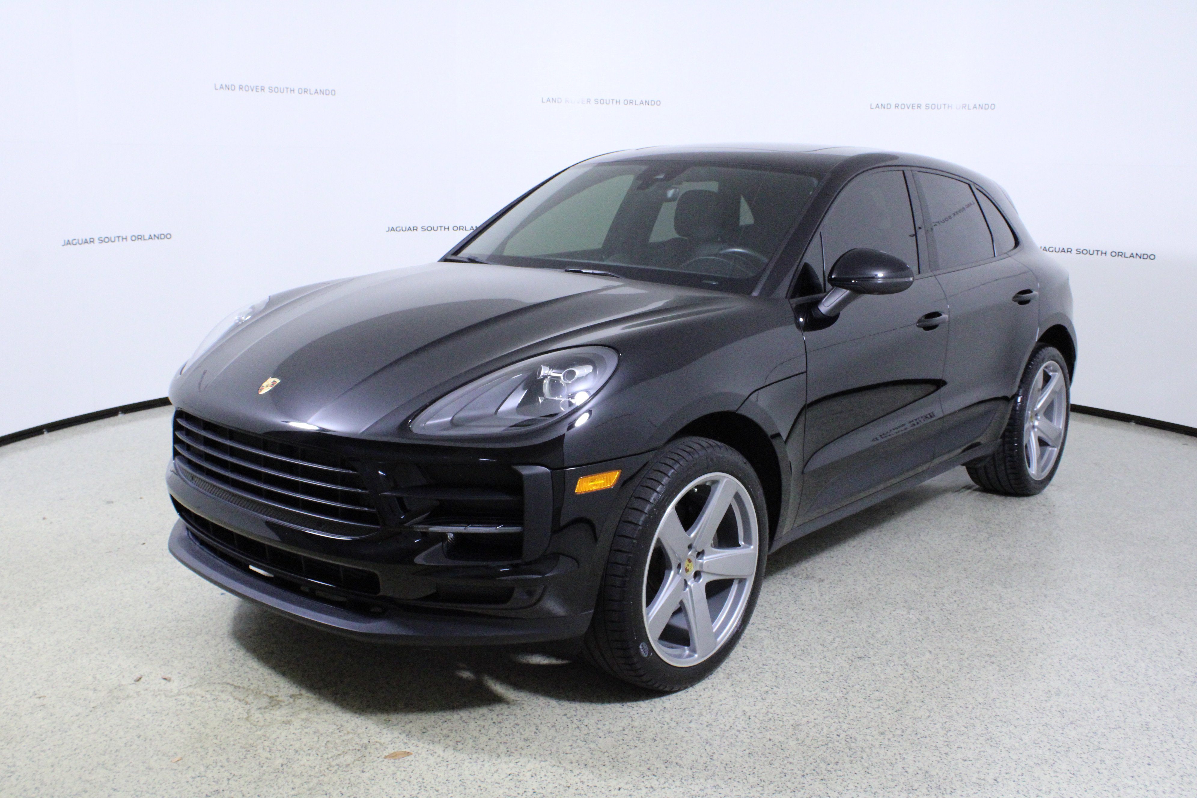 Used 2020 Porsche Macan image 4