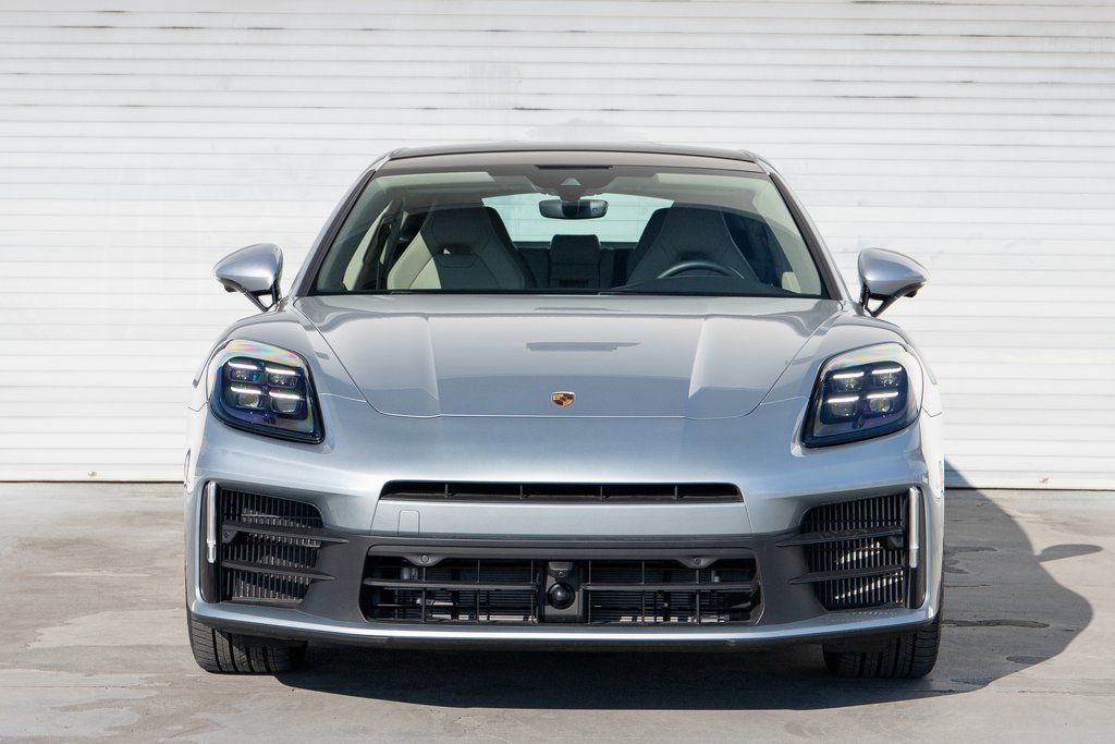 Certified 2025 Porsche Panamera image 11