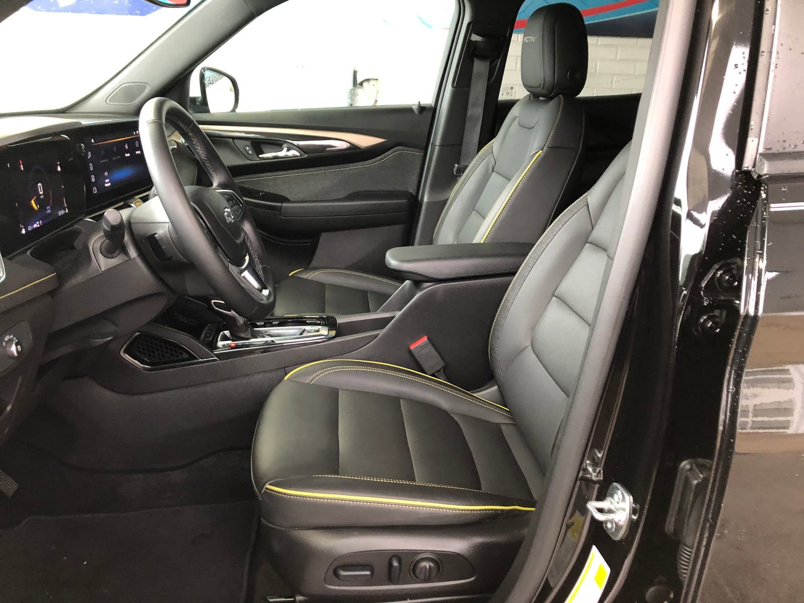 Used 2025 Chevrolet TrailBlazer ACTIV w/ Convenience Package AWD/4WD image 20