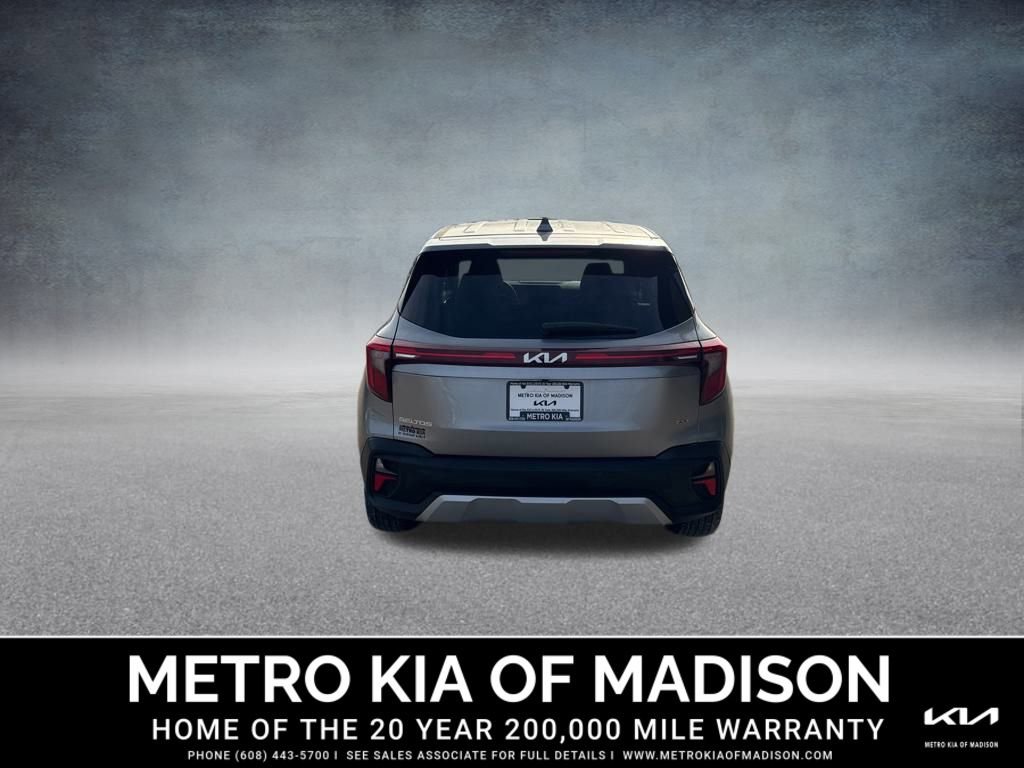 Used 2025 Kia Seltos LX image 5