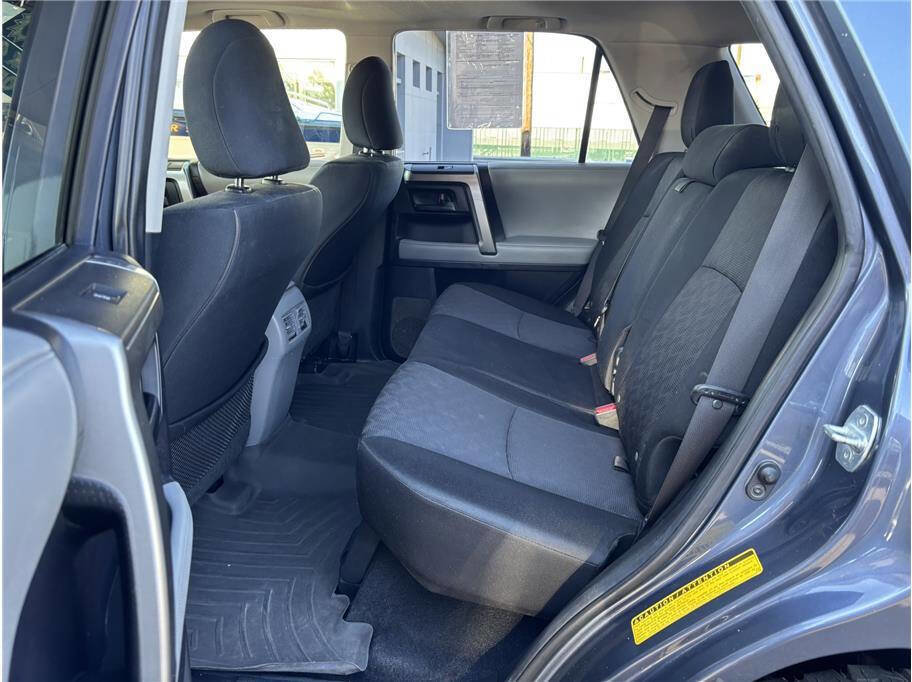 Used 2013 Toyota 4Runner Trail image 12