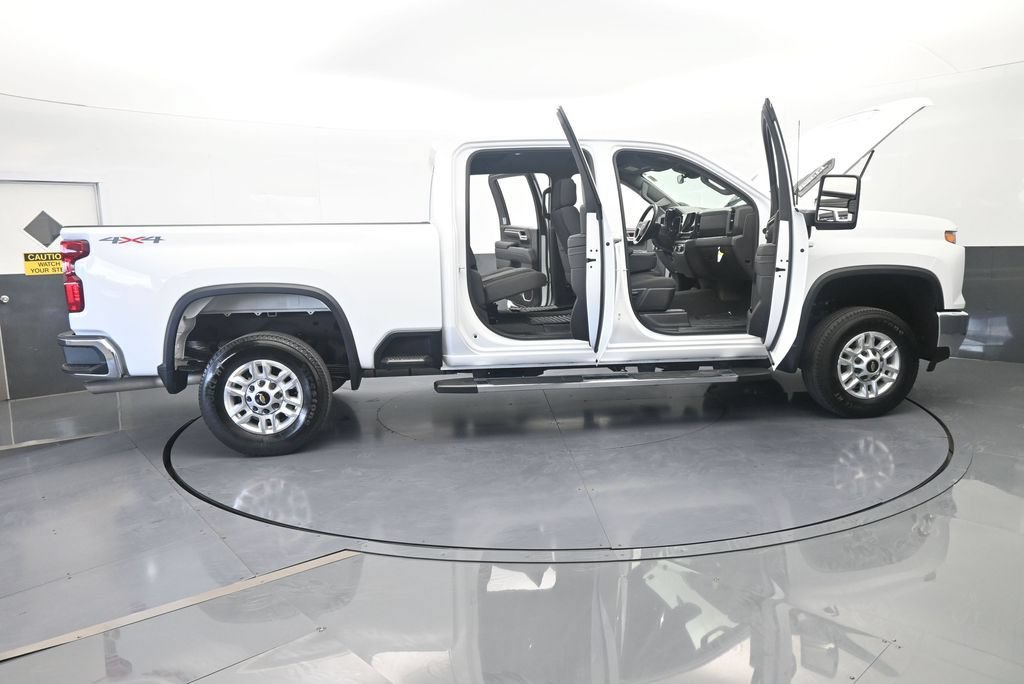 Used 2025 Chevrolet Silverado 2500 LT w/ Convenience Package AWD/4WD image 78