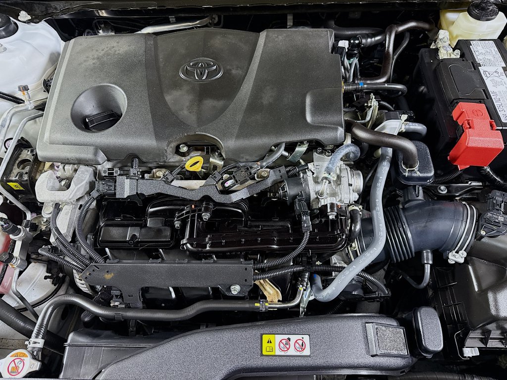 Used 2024 Toyota Camry LE w/ Convenience Package FWD image 30