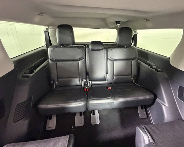 New 2025 Ford Expedition Max Platinum w/ Driver's Package AWD/4WD image 7