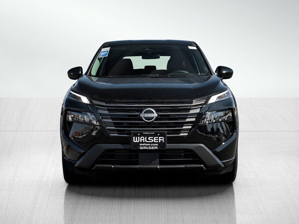 New 2026 Nissan Rogue SV AWD/4WD image 2