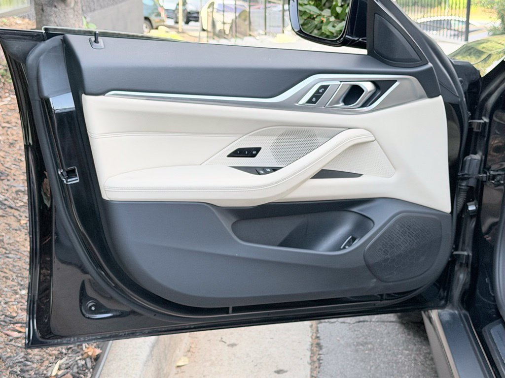 Used 2025 BMW i4 eDrive40 RWD image 28