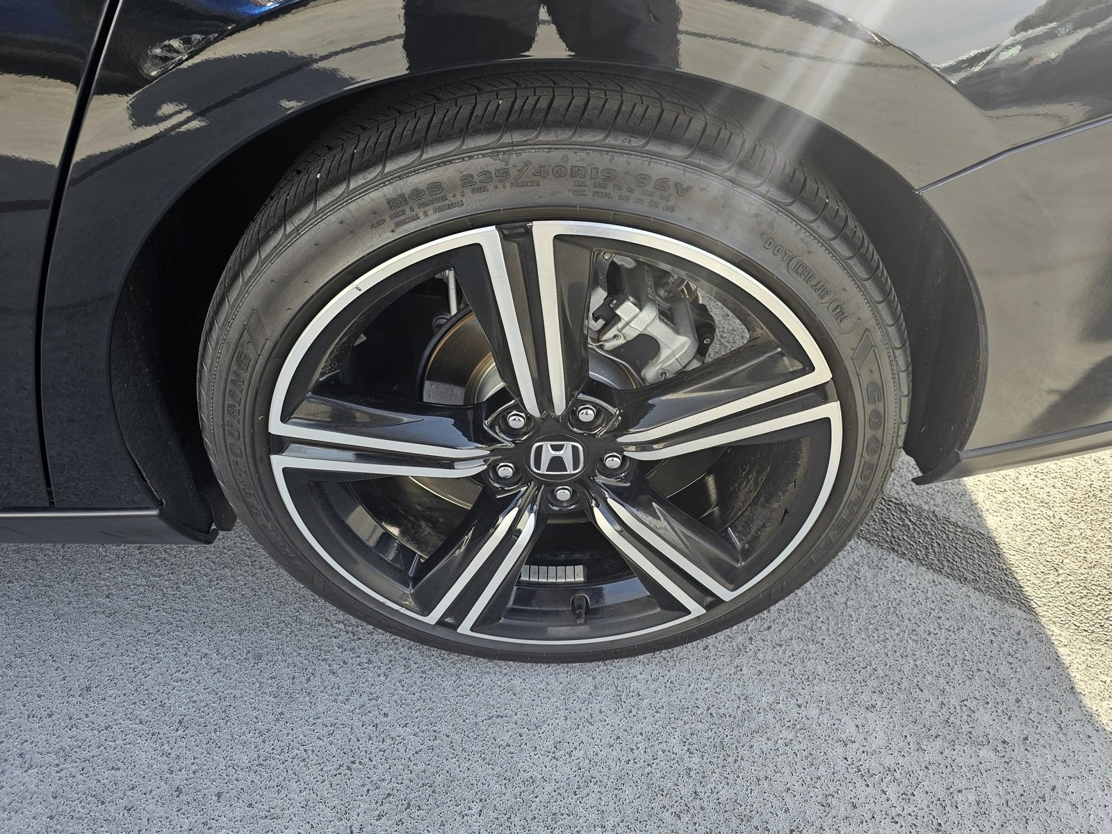 Used 2024 Honda Accord Sport image 10