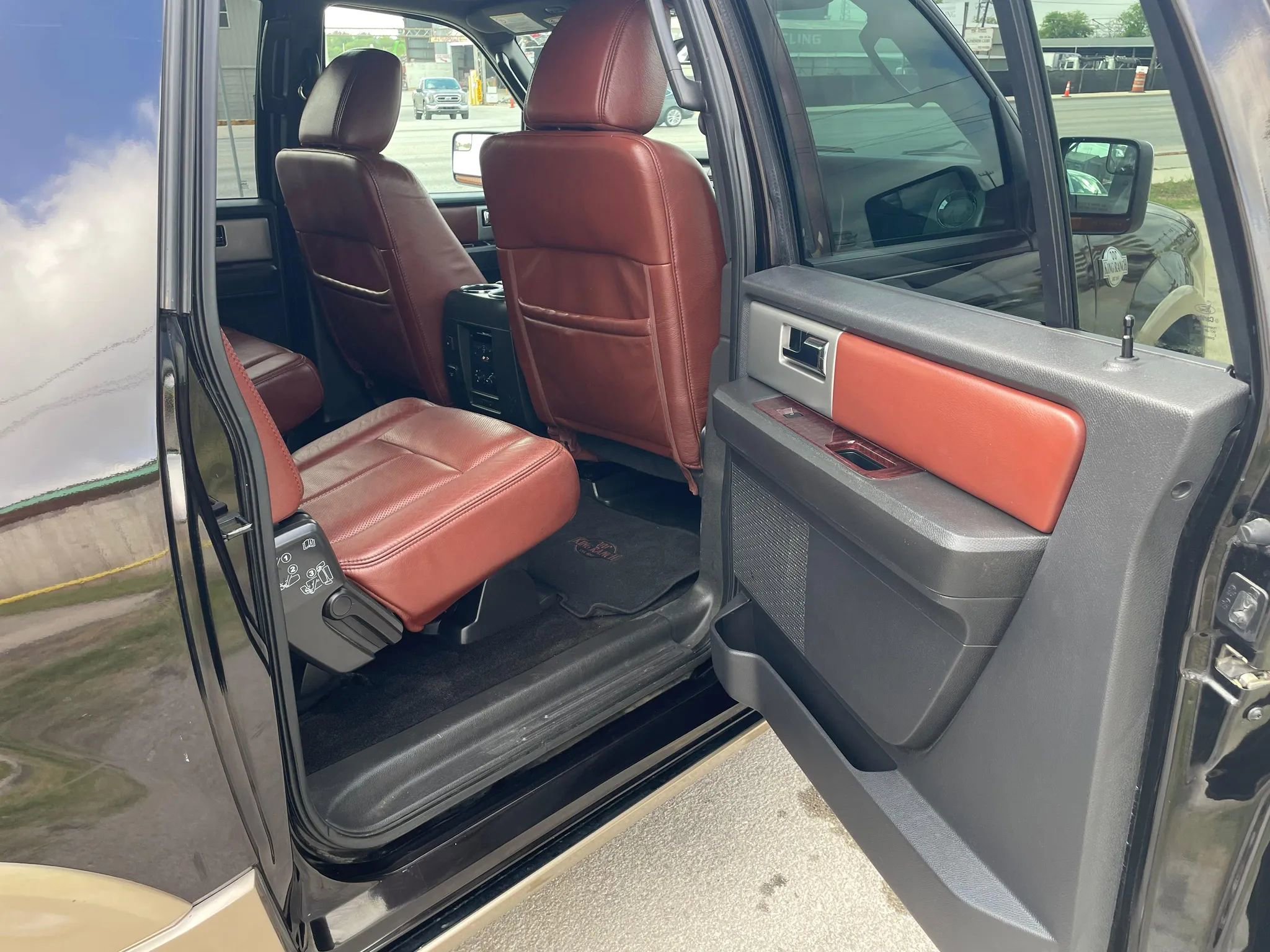 Used 2013 Ford Expedition EL King Ranch image 7