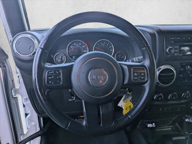 Used 2018 Jeep Wrangler Unlimited Sahara w/ Connectivity Group image 19