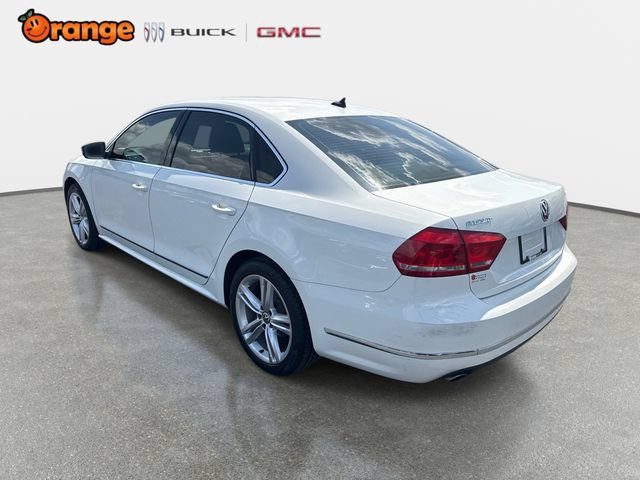 Used 2015 Volkswagen Passat 1.8T SEL Premium FWD image 5